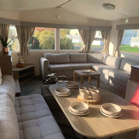 Parkdean Cherry Tree Holiday Park Burgh Castle Belton with Browston Екстериор снимка